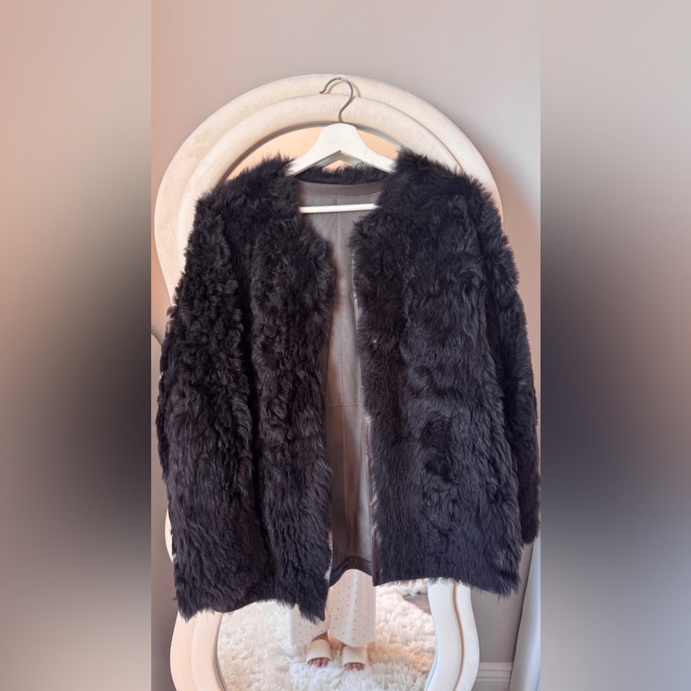 Designer band Chicyou Real fur whole lamb leather coat size 4-6